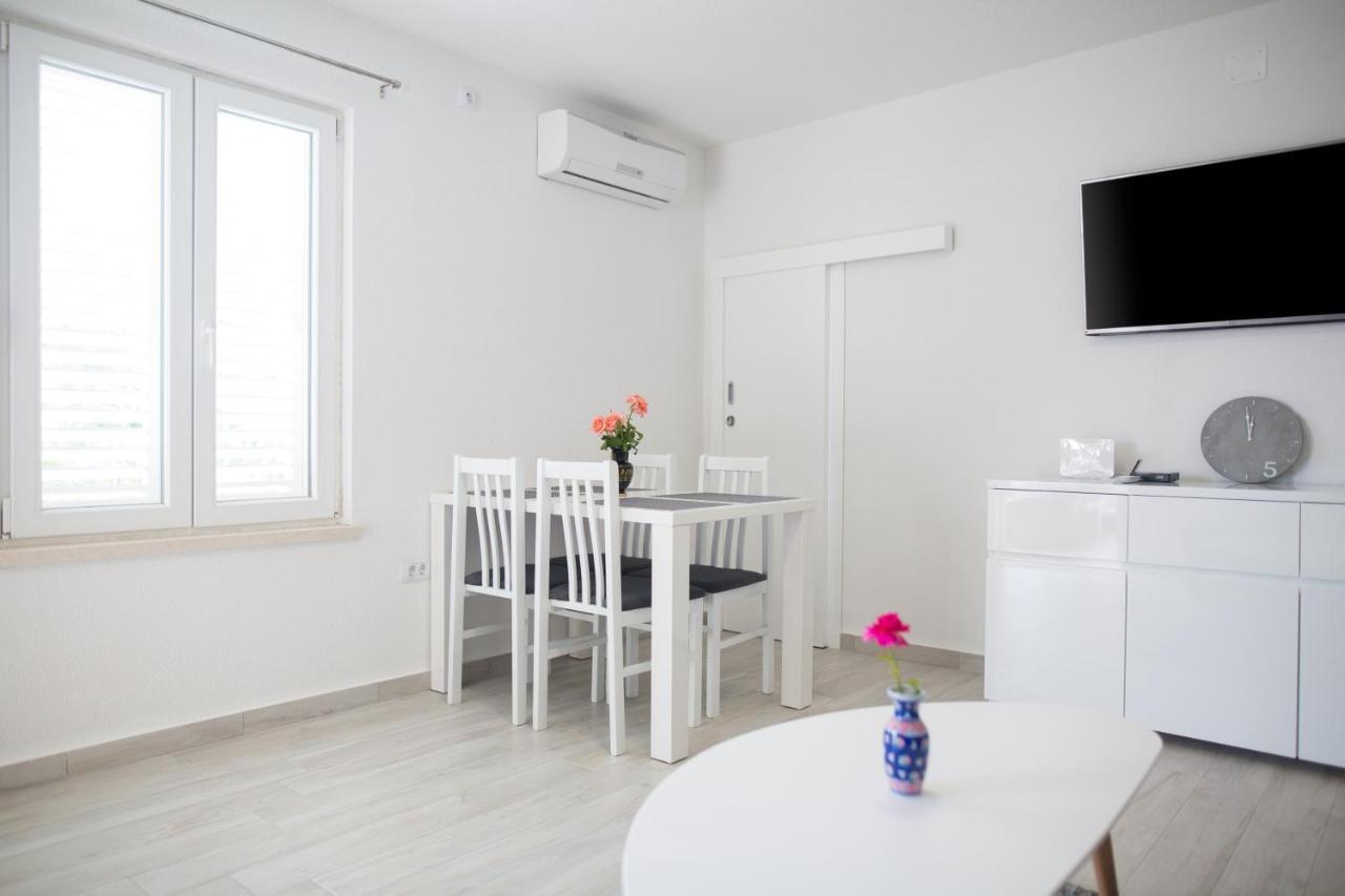 Serious Job Apartment Dubrovnik Eksteriør bilde