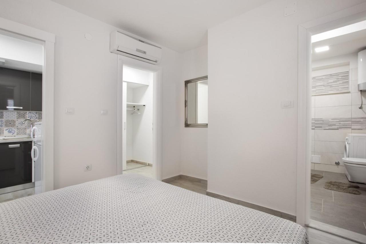 Serious Job Apartment Dubrovnik Eksteriør bilde
