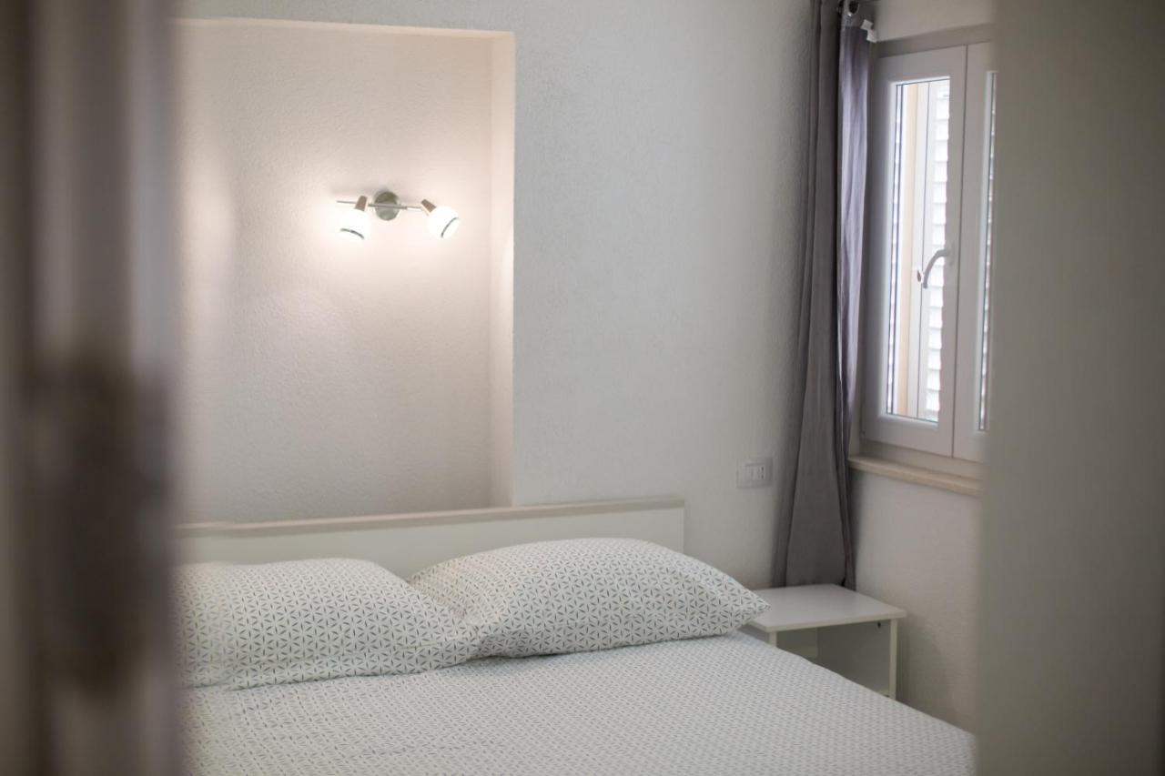 Serious Job Apartment Dubrovnik Eksteriør bilde