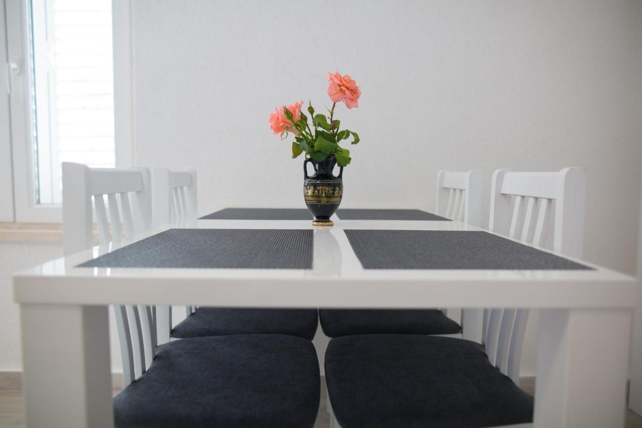 Serious Job Apartment Dubrovnik Eksteriør bilde