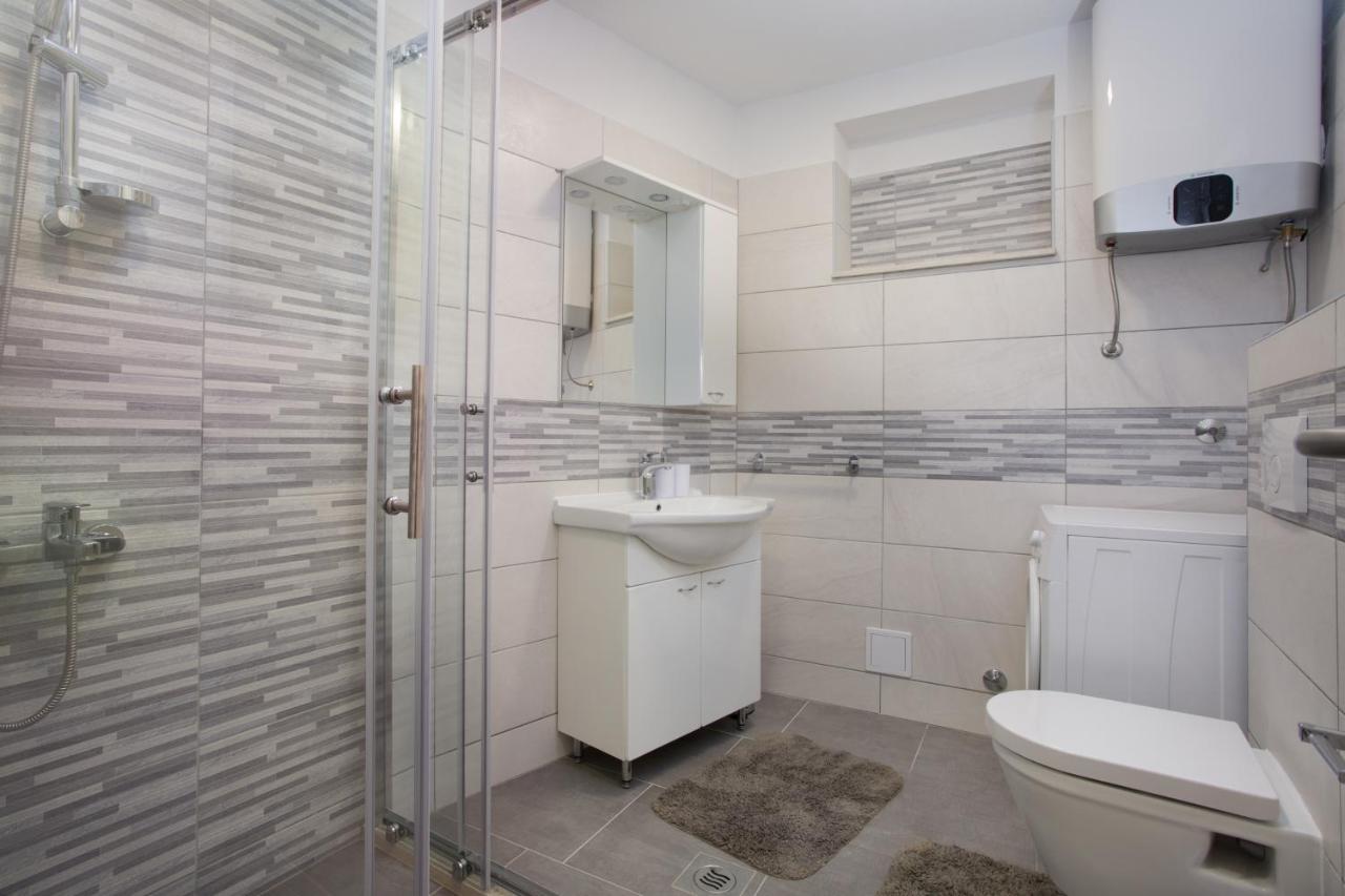 Serious Job Apartment Dubrovnik Eksteriør bilde